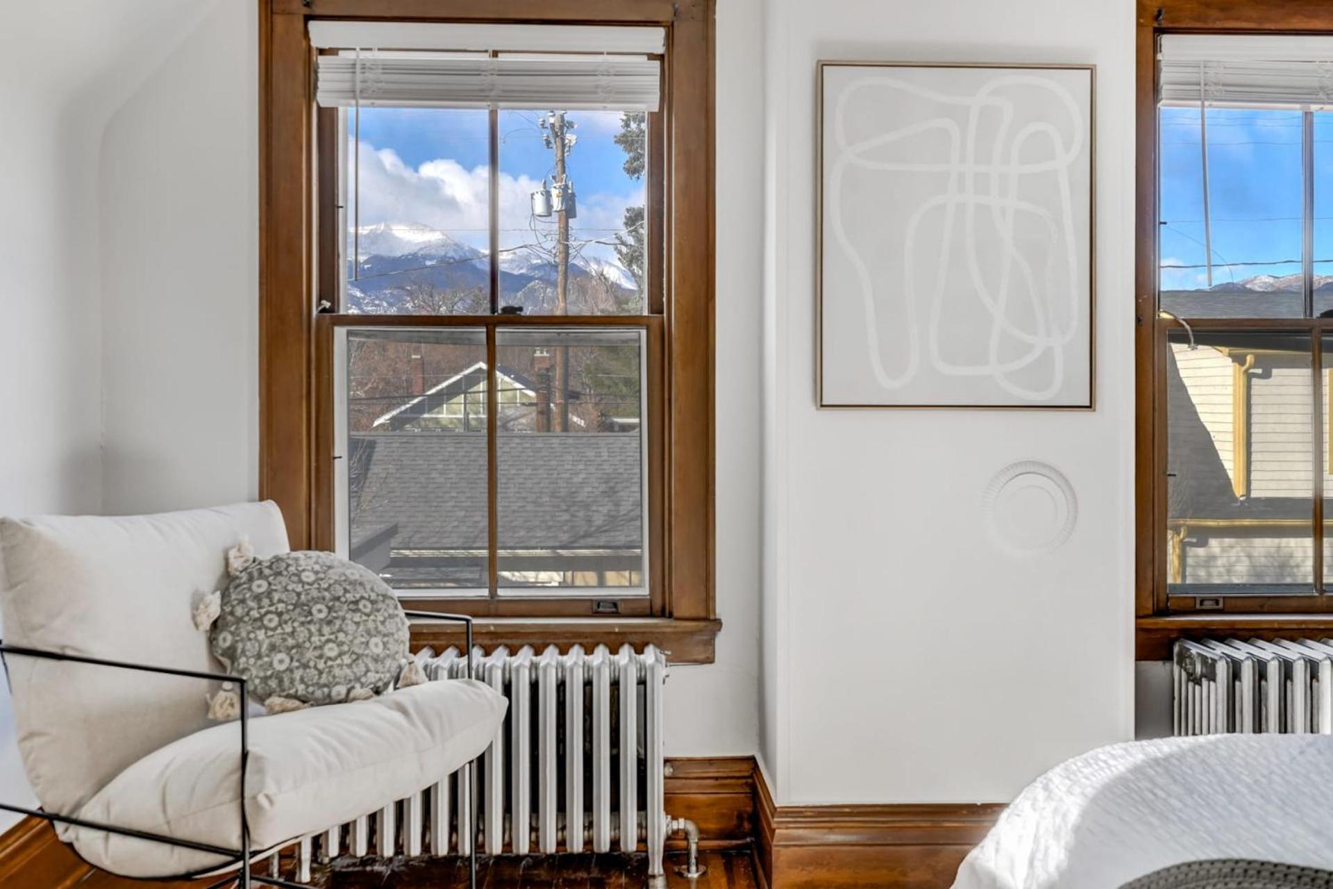 Appartamento Noble Summit Bbq & Fire Pit & Scenic Views Colorado Springs Esterno foto