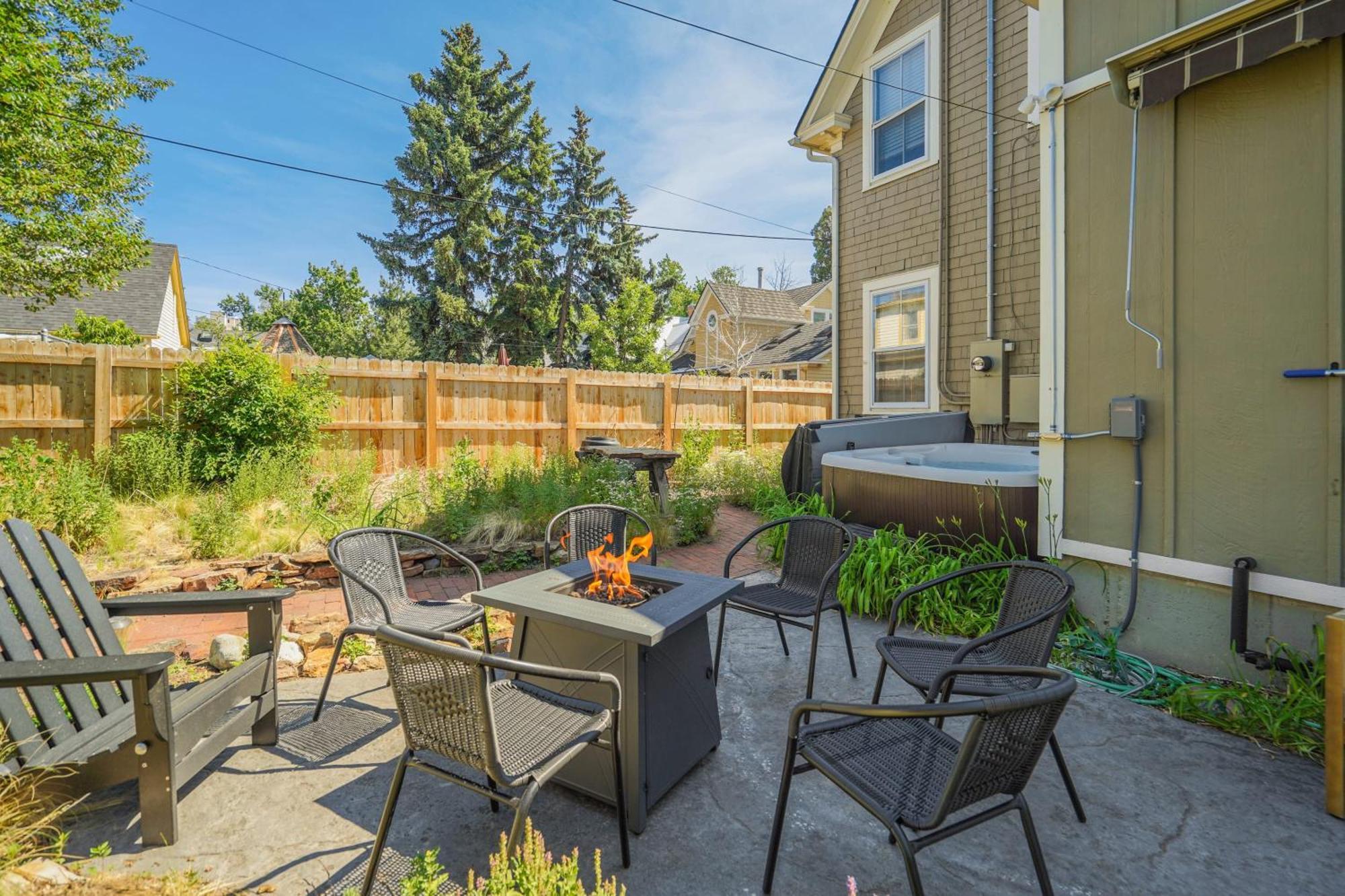 Appartamento Noble Summit Bbq & Fire Pit & Scenic Views Colorado Springs Esterno foto