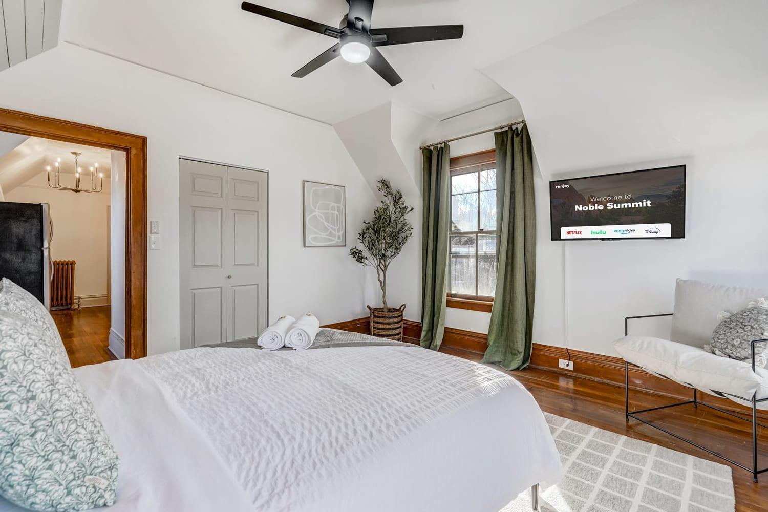 Appartamento Noble Summit Bbq & Fire Pit & Scenic Views Colorado Springs Esterno foto